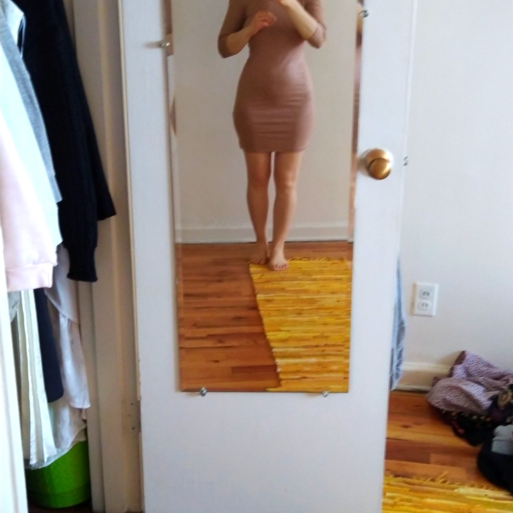 Dress, open back, small, color tan